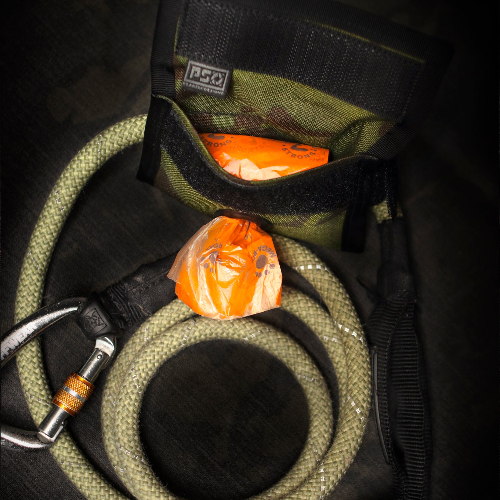 Dog Poo Bag Dispenser / Waste Bag Dispenser