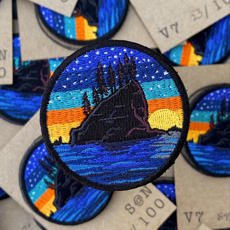 ADVENTURE WEARABLES V7 "SEASIDE AT NIGHT"